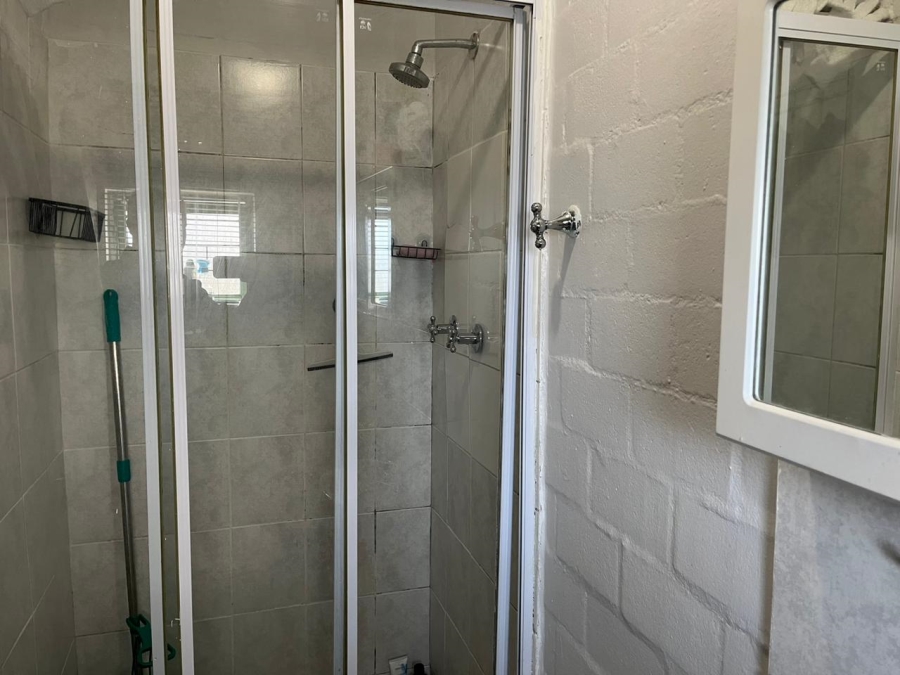 To Let 1 Bedroom Property for Rent in Table View Western Cape